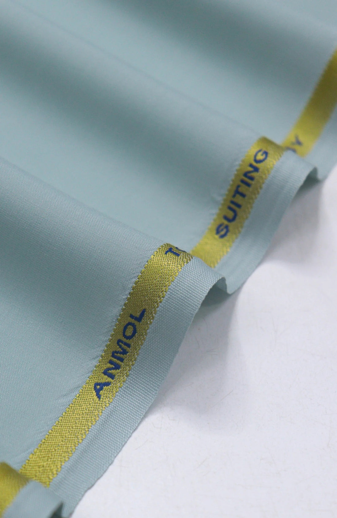 Men Unstitched Suit
